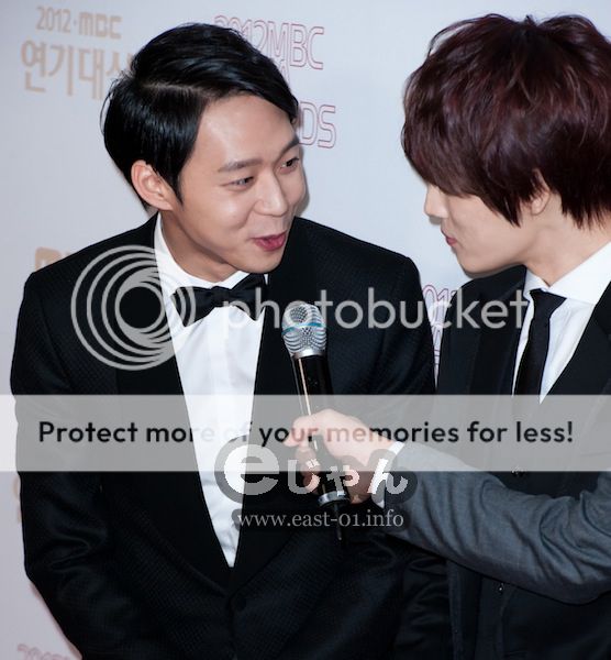 [30.12.12][Pics] Yoochun - MBC Drama Awards  CSY_5185_zpsd8818790